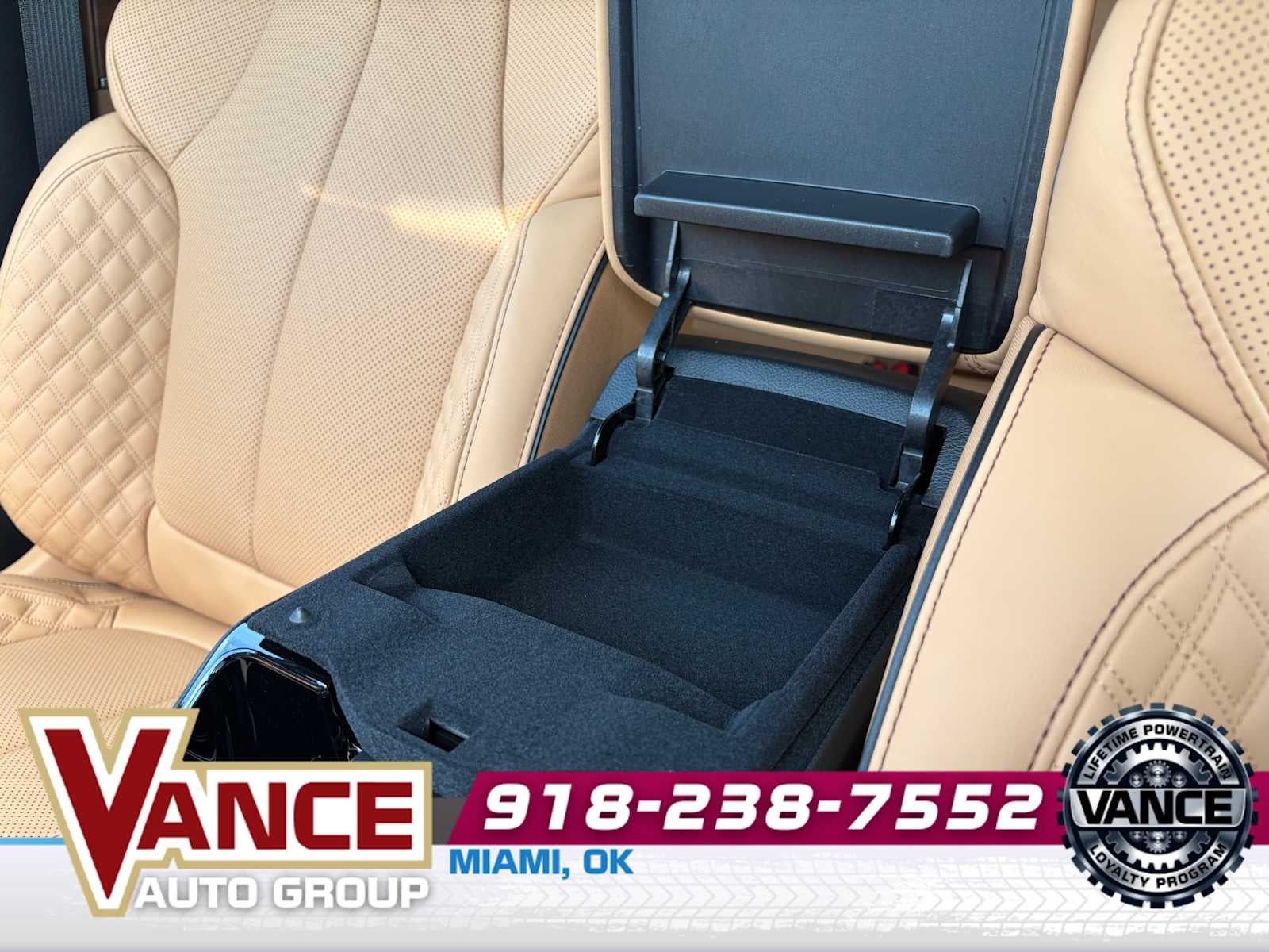 2025 Jeep Grand Cherokee GRAND CHEROKEE SUMMIT RESERVE 4X4