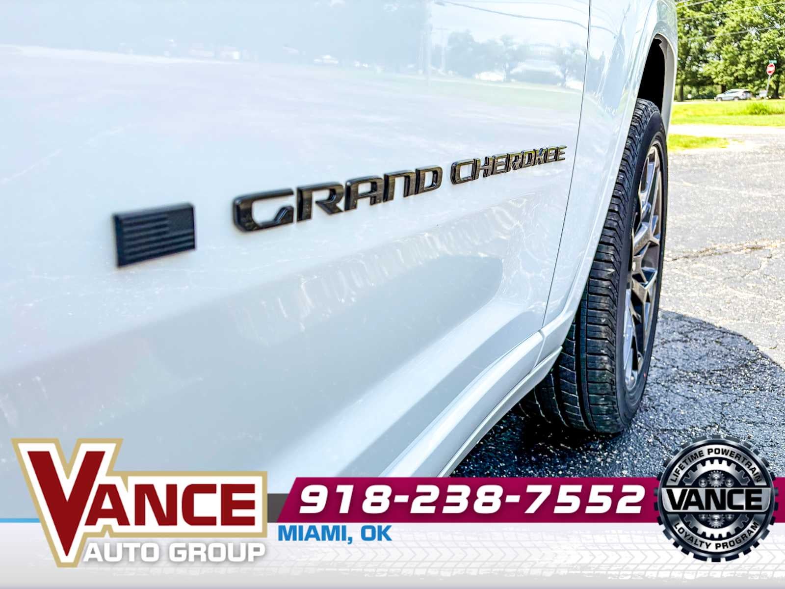 2025 Jeep Grand Cherokee GRAND CHEROKEE SUMMIT RESERVE 4X4