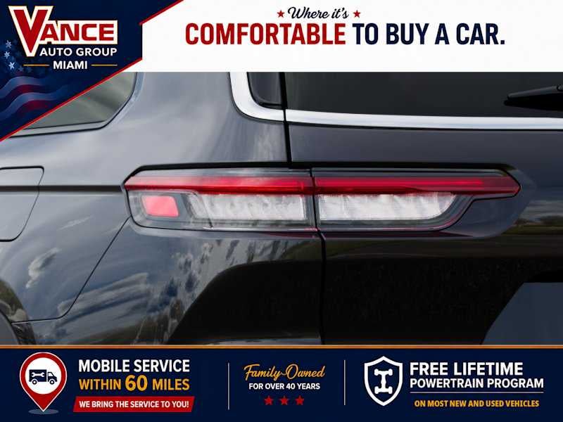2026 Jeep Grand Cherokee L GRAND CHEROKEE L LAREDO X 4X4
