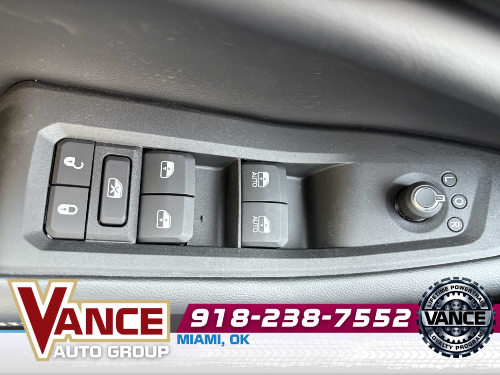 2025 Jeep Grand Cherokee L GRAND CHEROKEE L ALTITUDE X 4X4