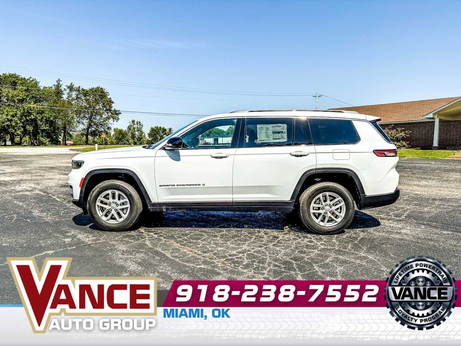 2025 Jeep Grand Cherokee L GRAND CHEROKEE L LAREDO X 4X4