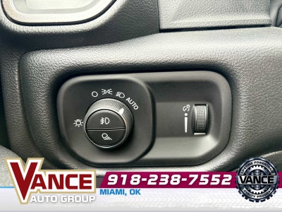 2026 RAM Ram 2500 RAM 2500 BLACK EXPRESS CREW CAB 4X4 6'4' BOX