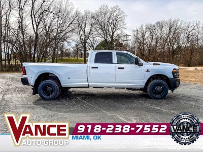 2026 RAM Ram 3500 RAM 3500 TRADESMAN CREW CAB 4X4 8' BOX