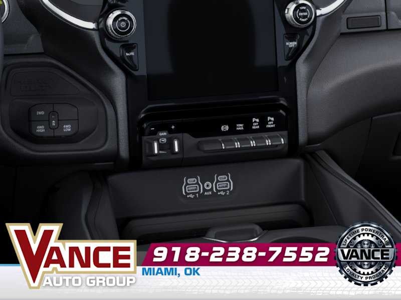 2026 RAM Ram 3500 RAM 3500 BIG HORN CREW CAB 4X4 8' BOX