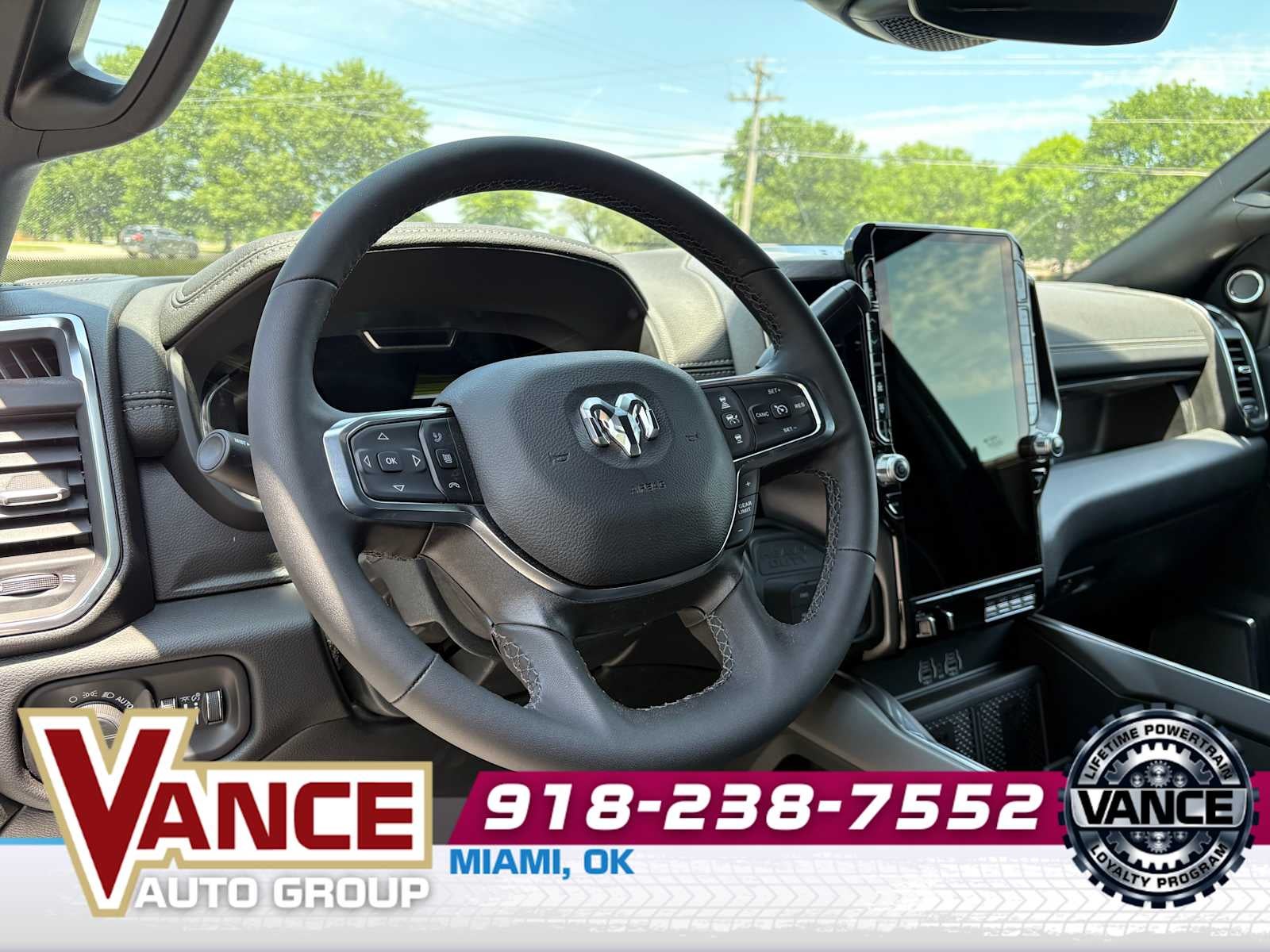 2025 RAM Ram 3500 RAM 3500 LARAMIE CREW CAB 4X4 8' BOX