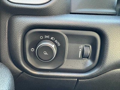 2021 RAM Ram 2500 Tradesman Crew Cab 4x2 8' Box