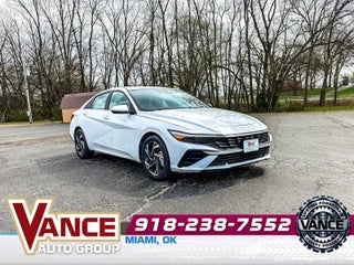 2025 Hyundai Elantra SEL Convenience