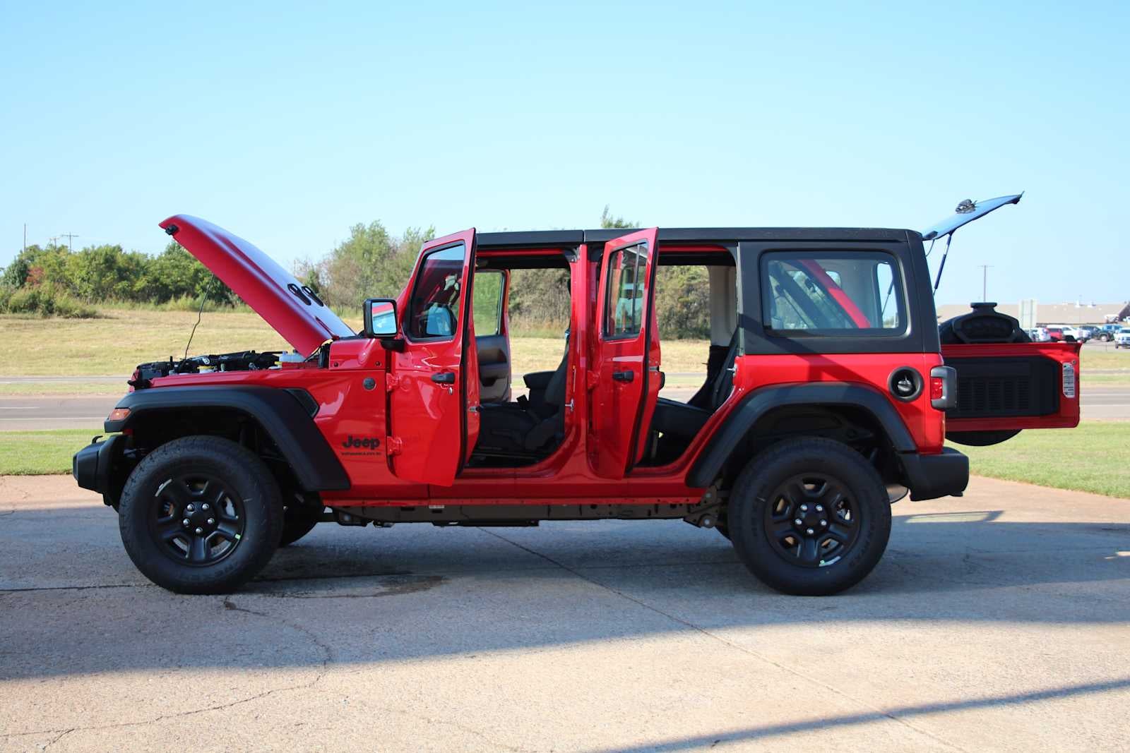 2025 Jeep Wrangler Sport