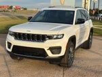 2027 Jeep Grand Cherokee Laredo
