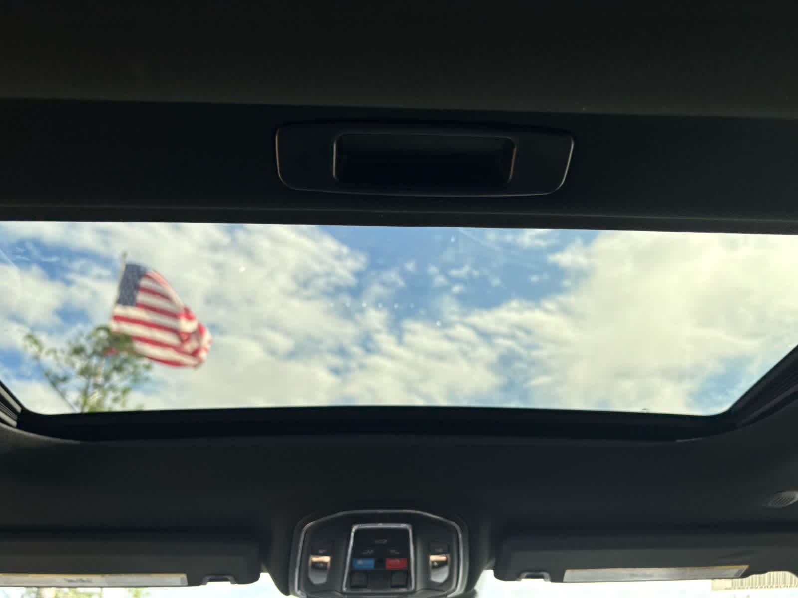 2027 Jeep Grand Cherokee L Laredo Altitude