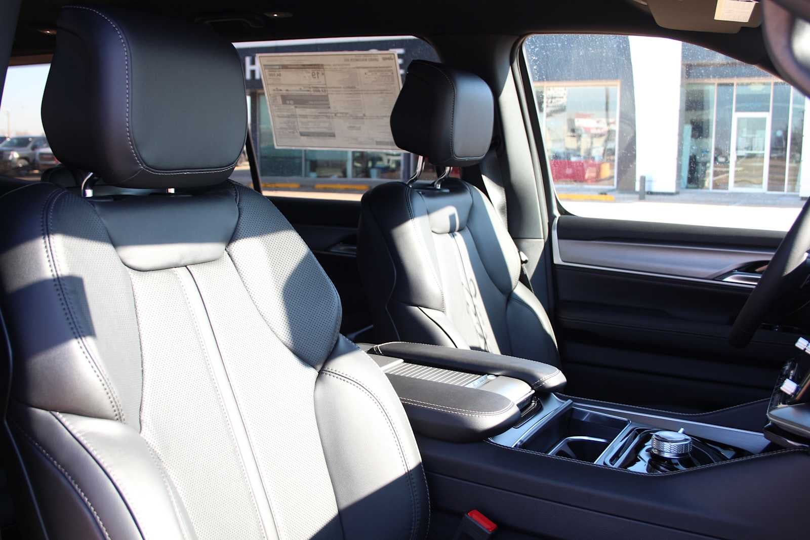 2026 Jeep Grand Wagoneer 4x4