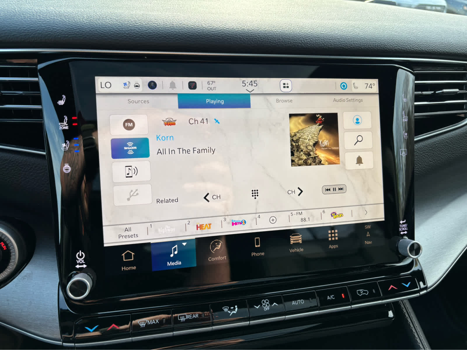 2026 Jeep Grand Wagoneer Upland