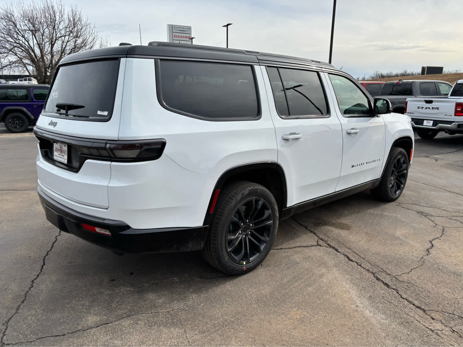 2026 Jeep Grand Wagoneer Summit Obsidian