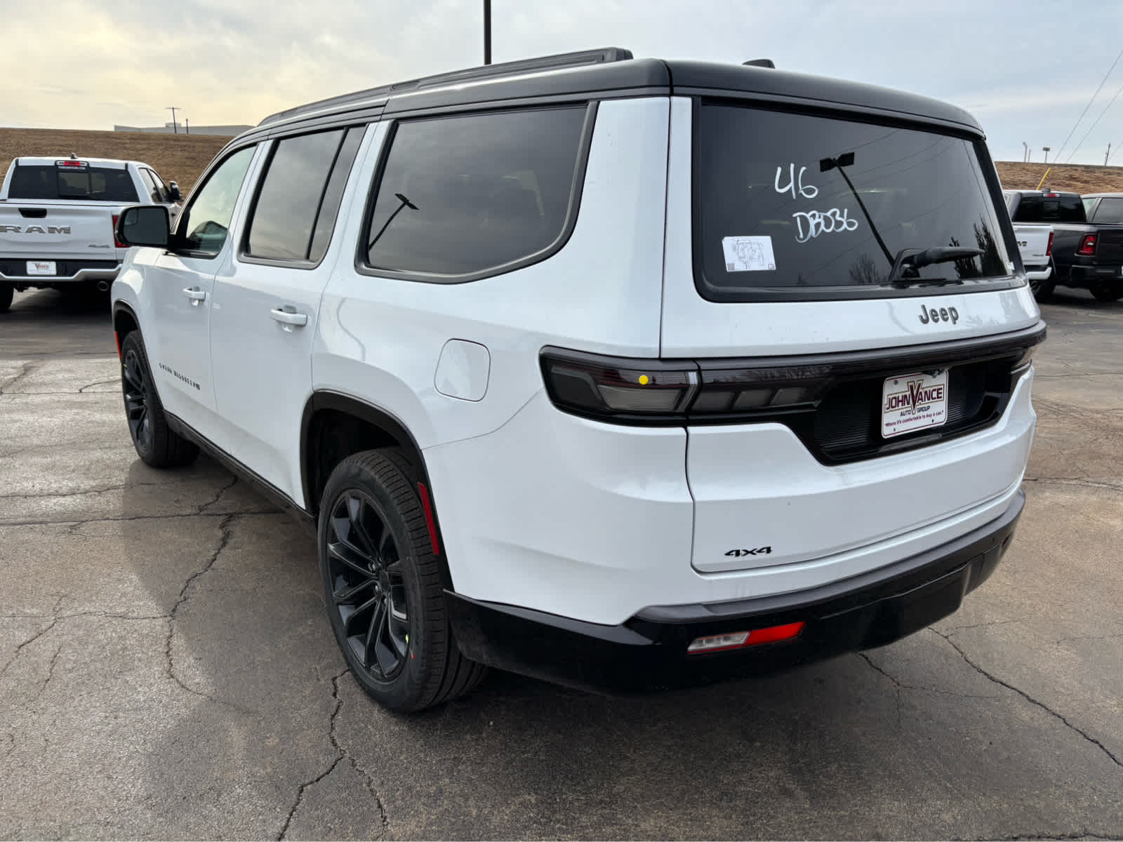 2026 Jeep Grand Wagoneer Summit Obsidian