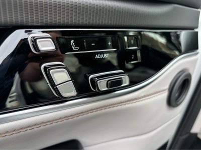 2026 Jeep Grand Wagoneer Summit Obsidian