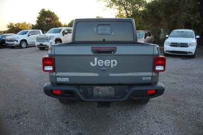 2022 Jeep Gladiator Overland