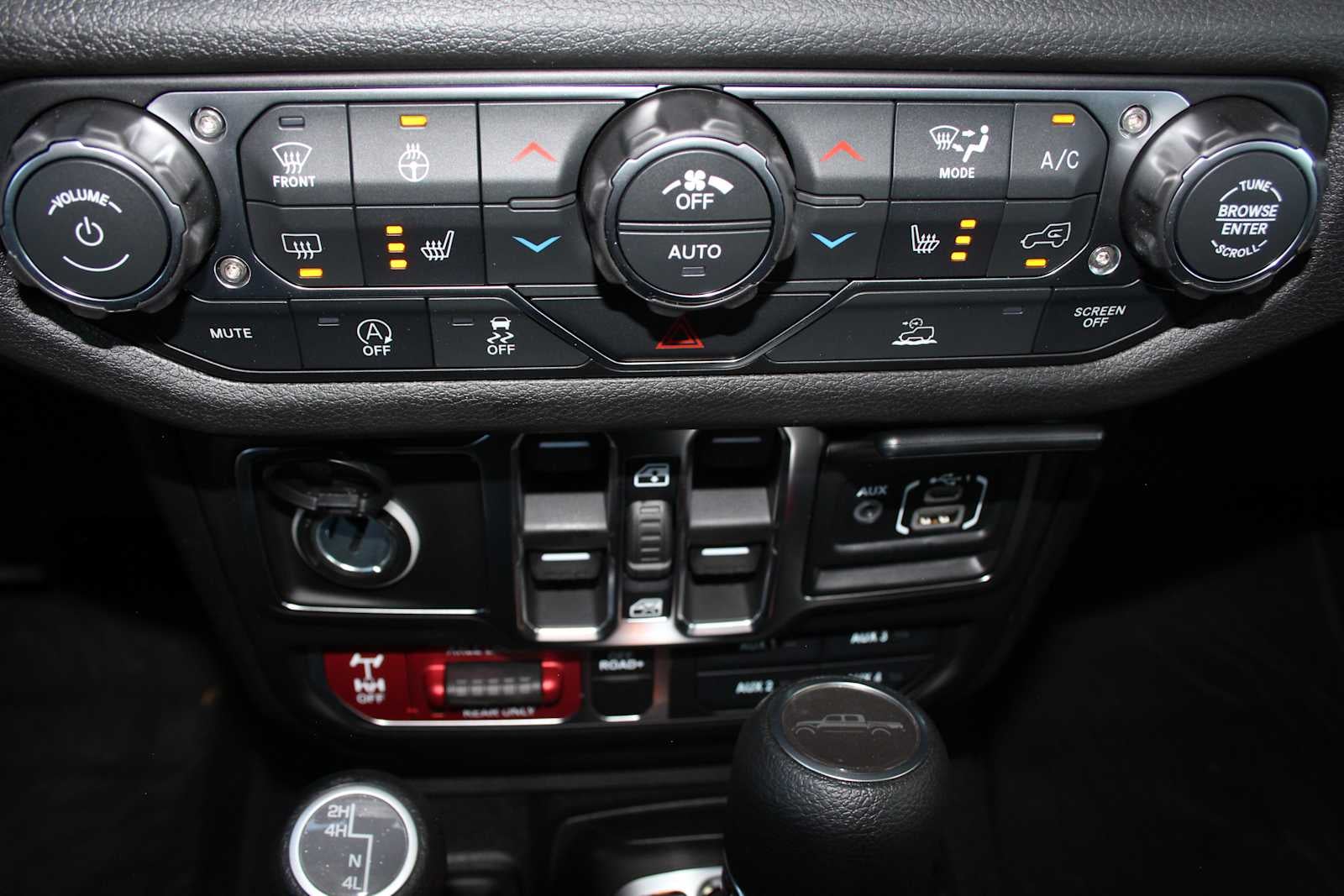 2026 Jeep Gladiator Willys