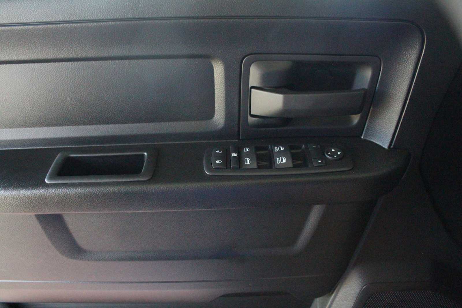 2024 RAM 1500 Classic SSV