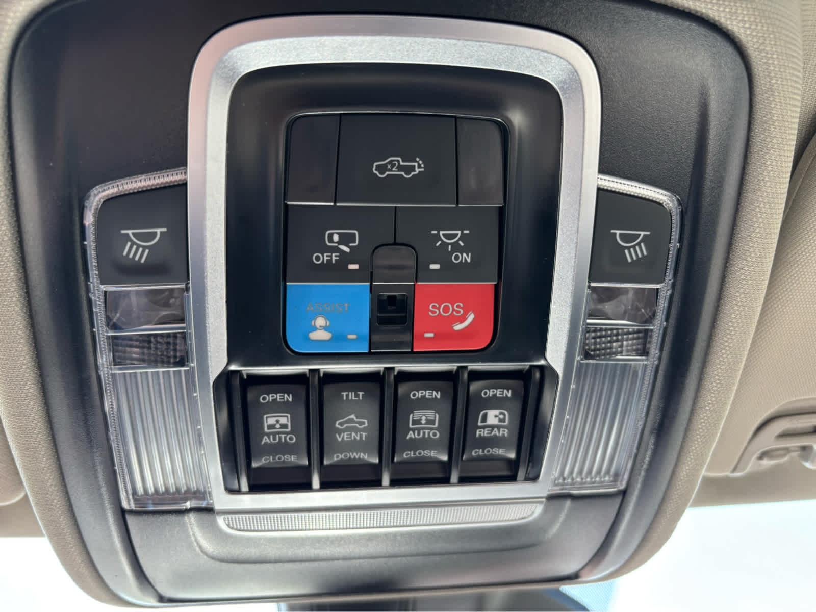 2026 RAM Ram 1500 Laramie