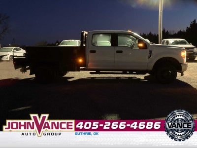 2017 Ford F-350 Chassis XL