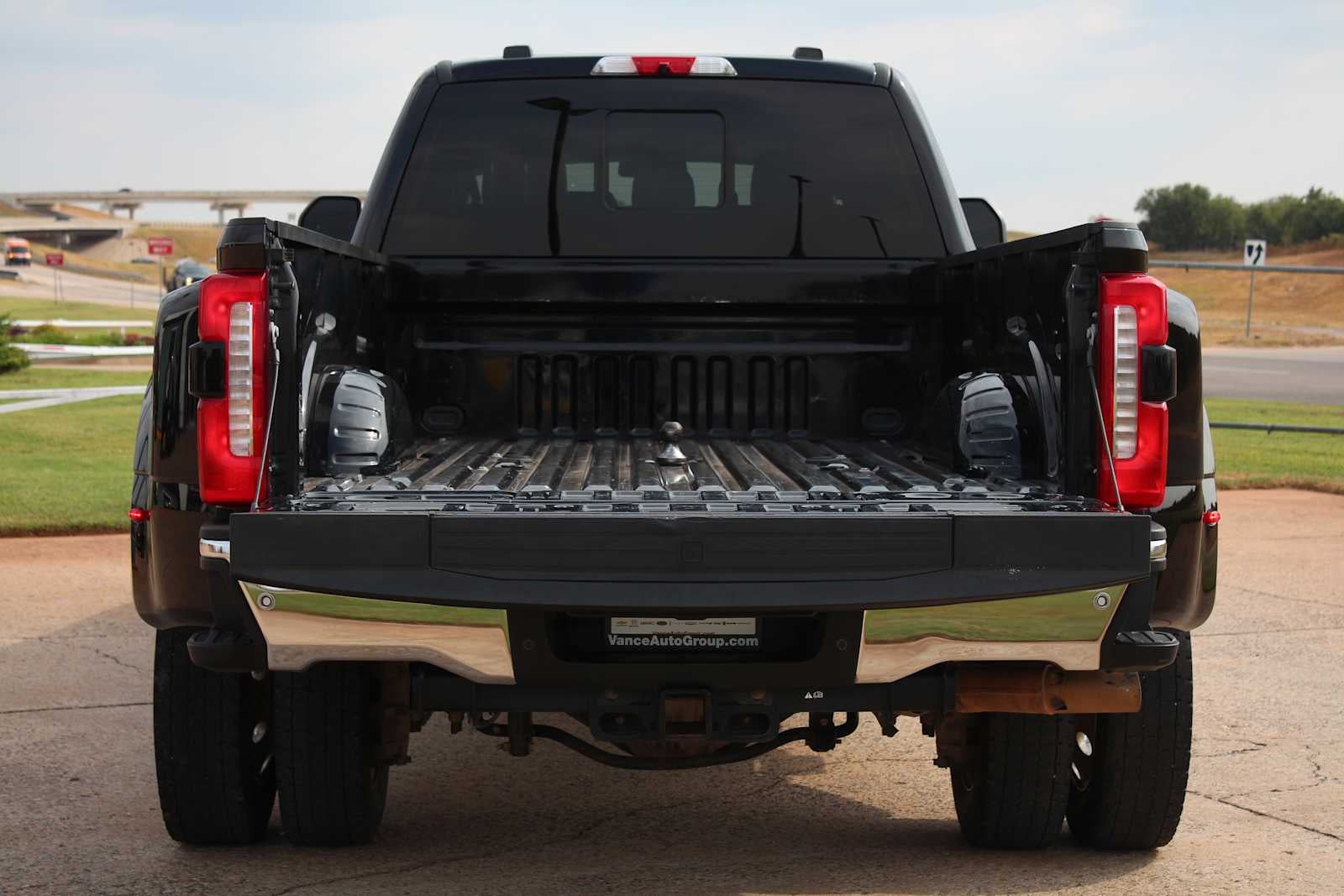 2024 Ford F-450 LARIAT