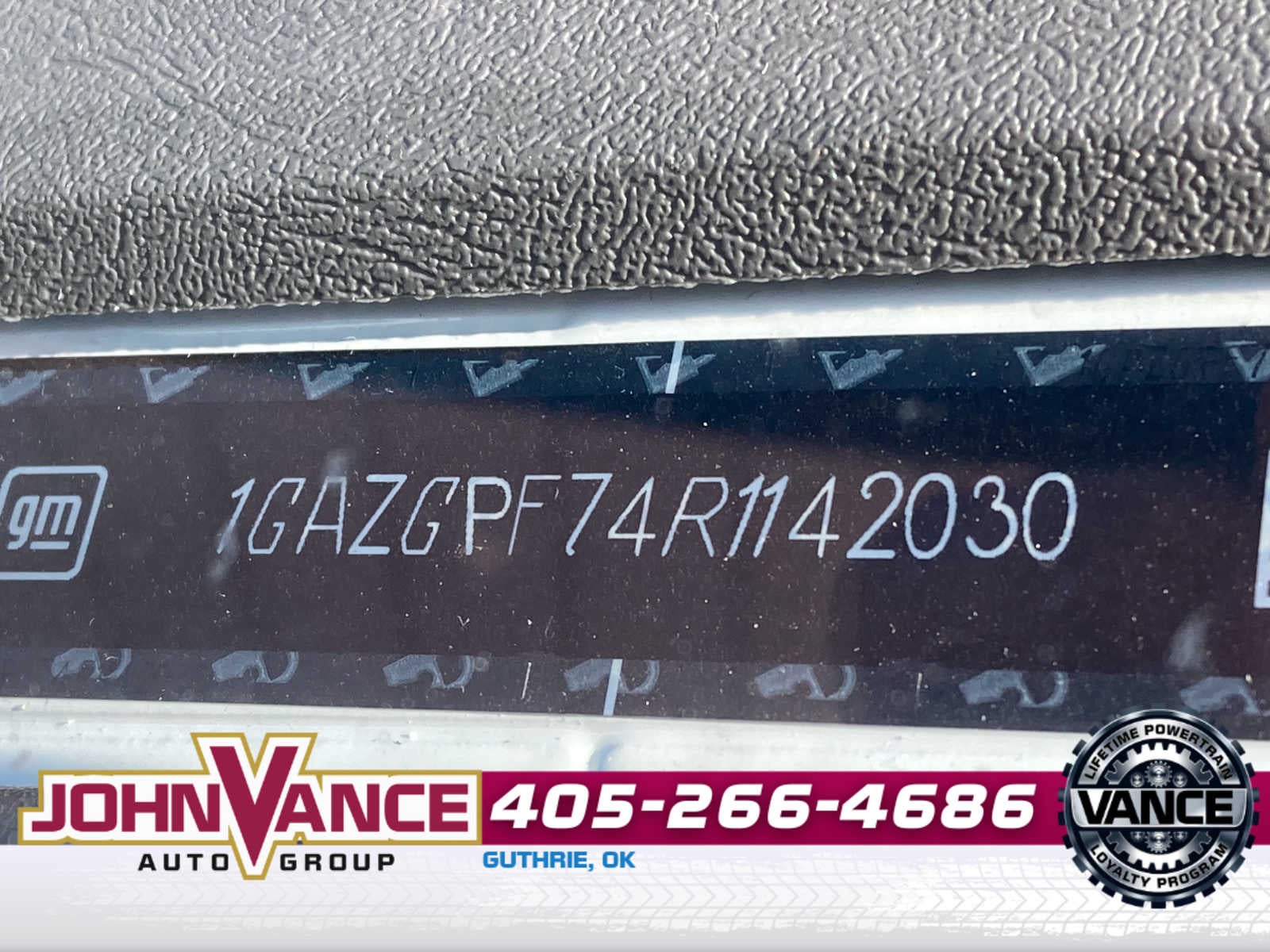 2024 Chevrolet Express Passenger LT