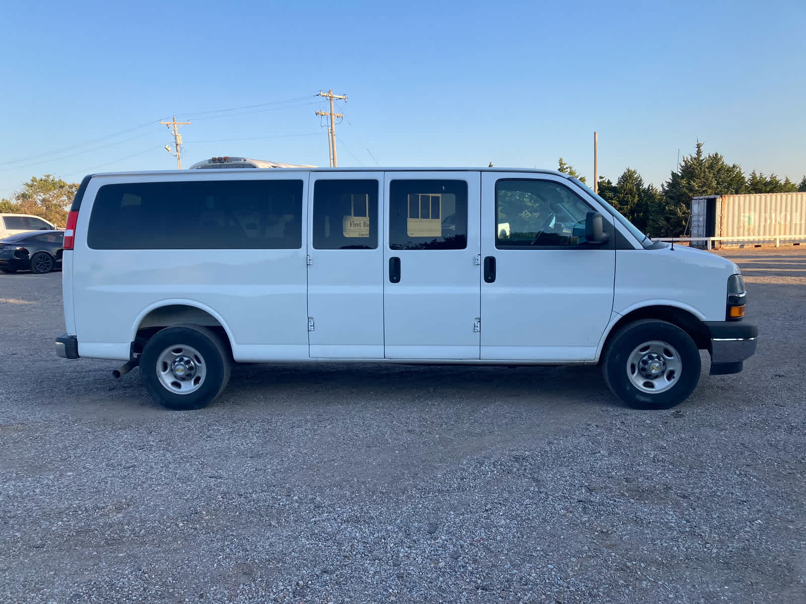 2025 Chevrolet Express Passenger LT