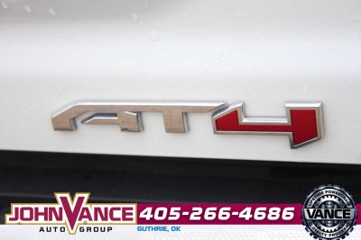 2025 GMC Canyon 4WD AT4