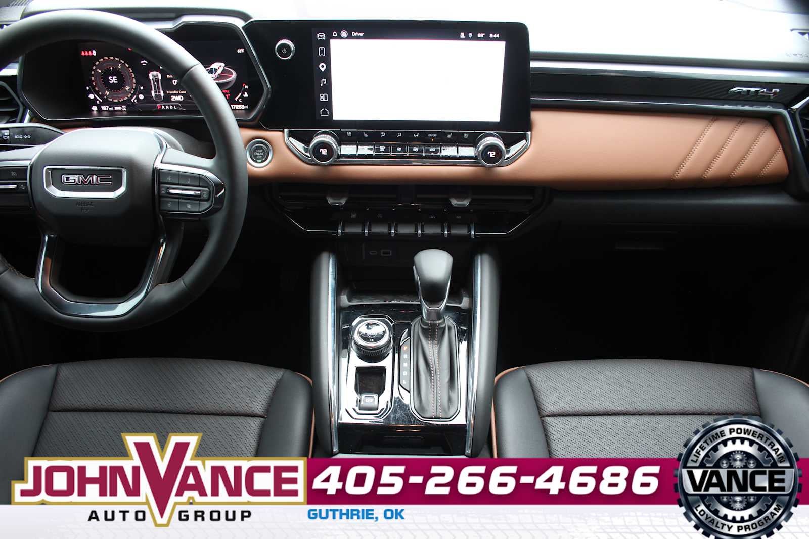 2025 GMC Canyon 4WD AT4