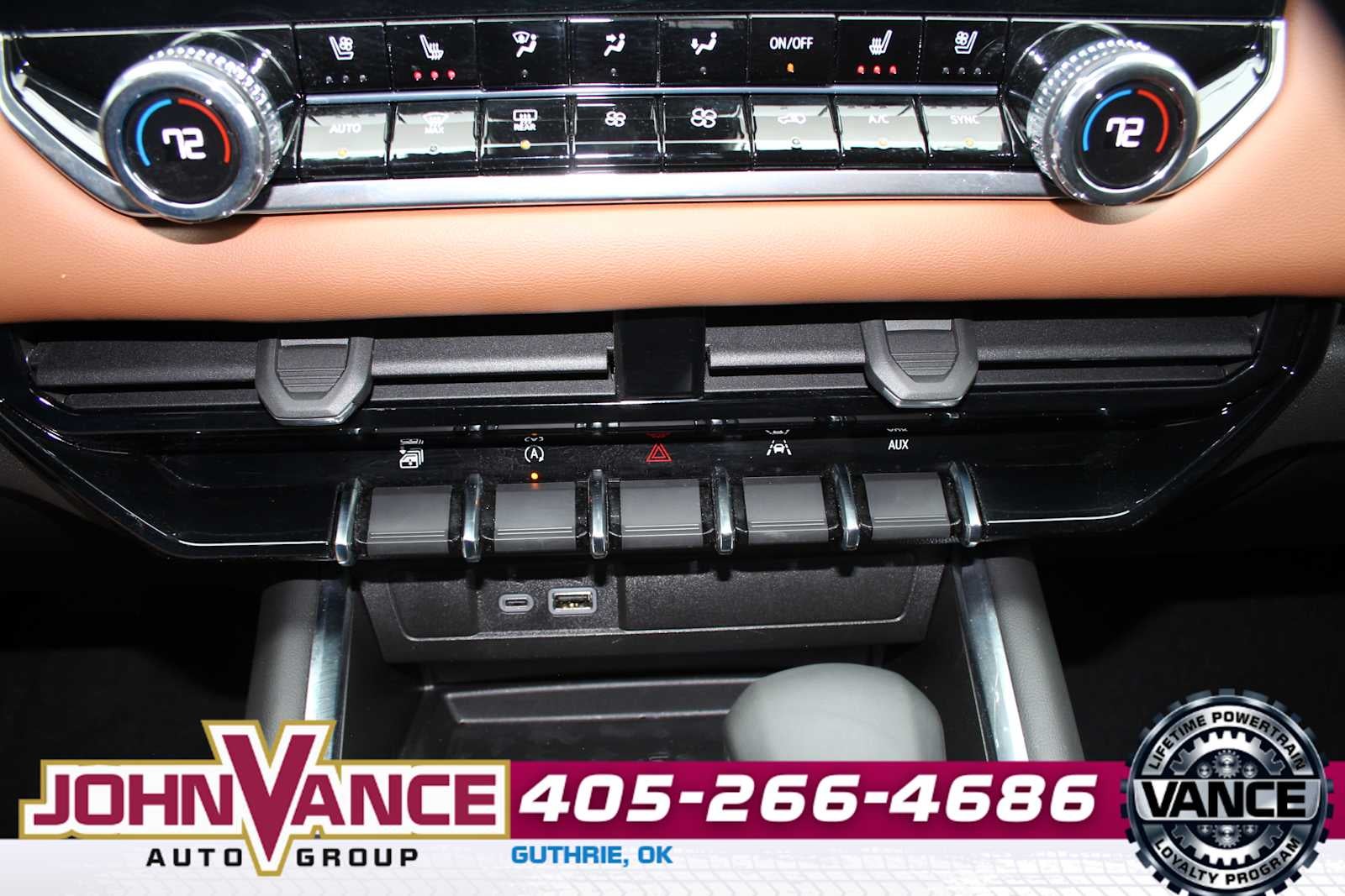 2025 GMC Canyon 4WD AT4