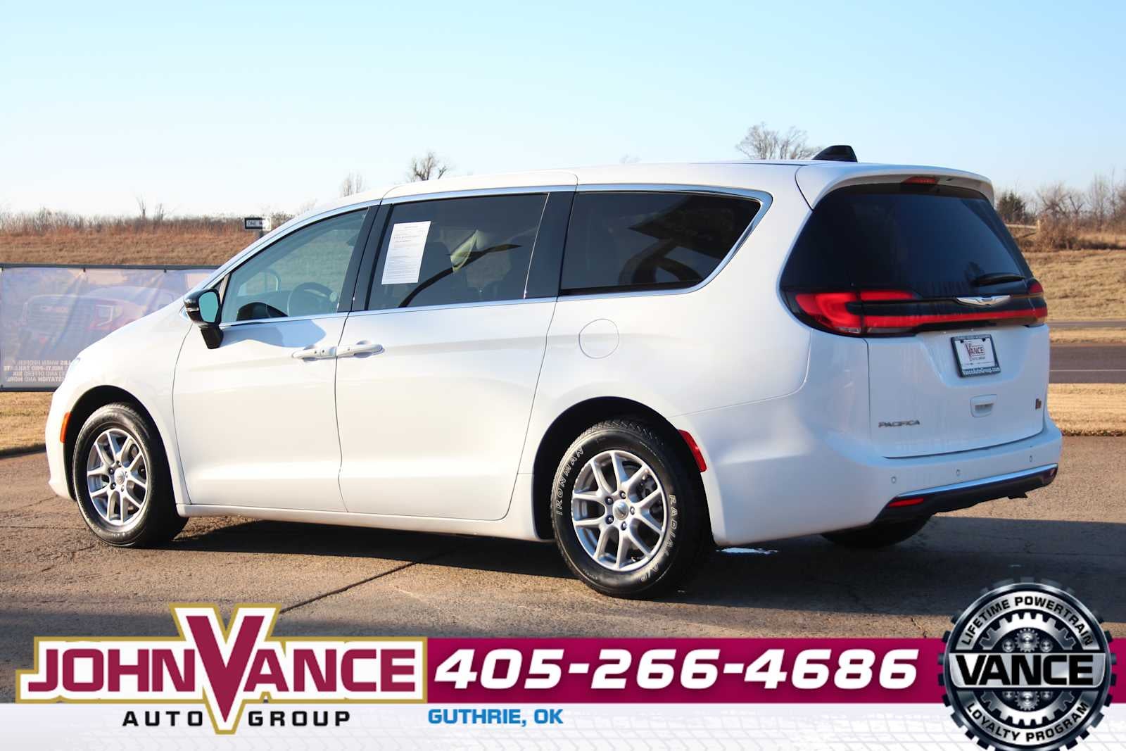 2024 Chrysler Pacifica Touring L