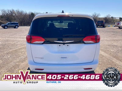 2023 Chrysler Voyager LX