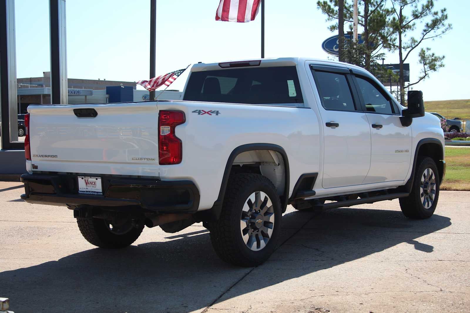 2024 Chevrolet Silverado 2500HD Custom