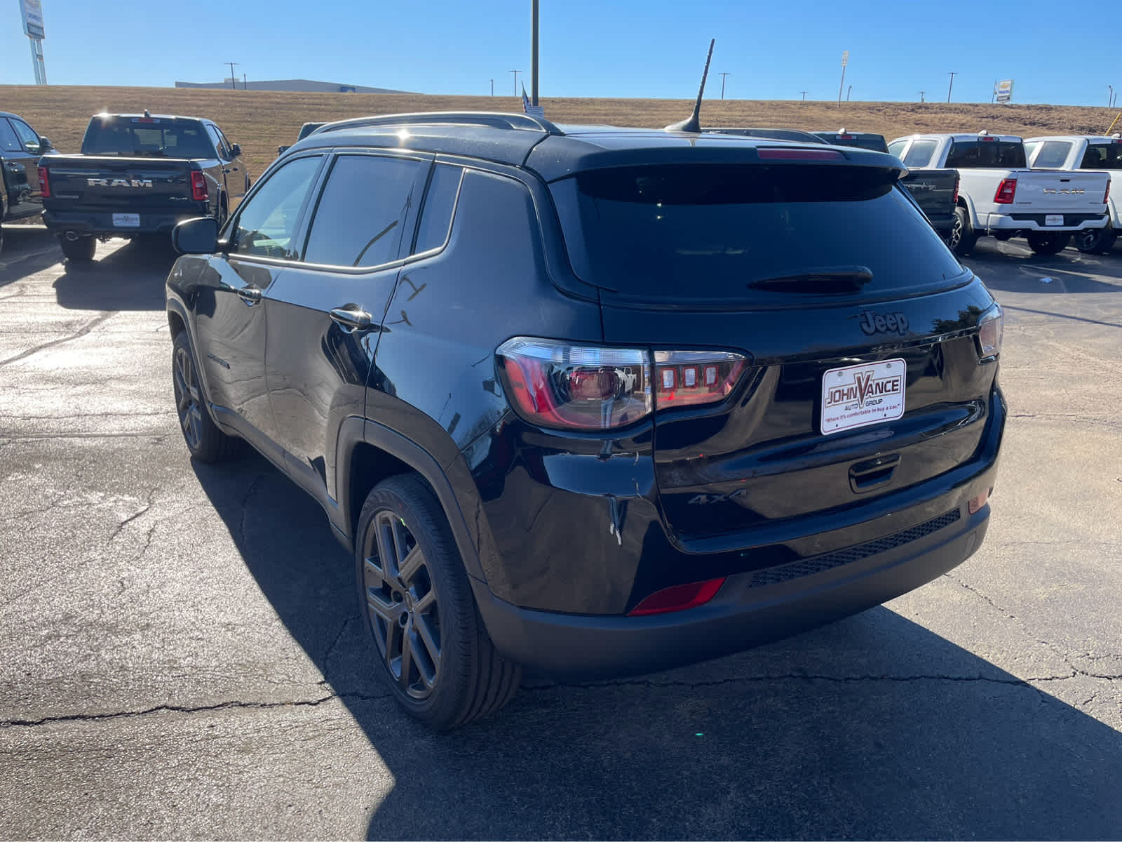 2026 Jeep Compass Latitude Altitude