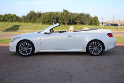 2014 INFINITI Q60 2dr
