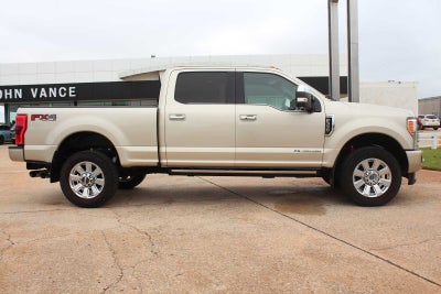 2017 Ford Super Duty F-350 SRW Platinum