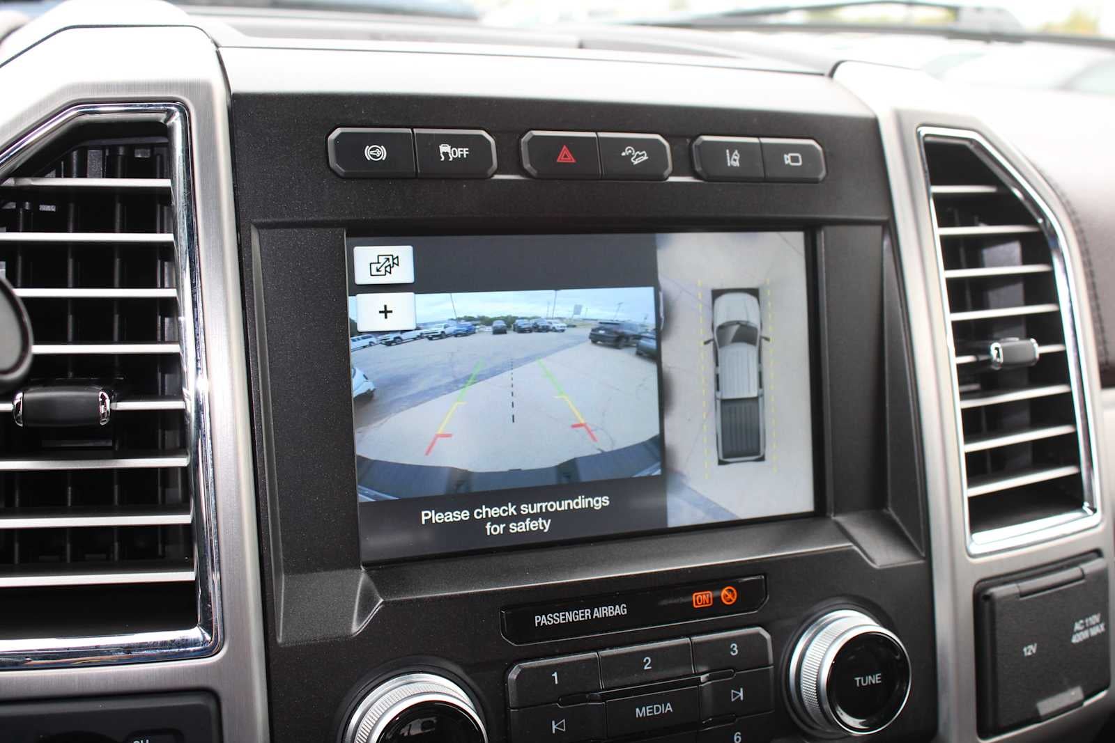 2017 Ford Super Duty F-350 SRW Platinum