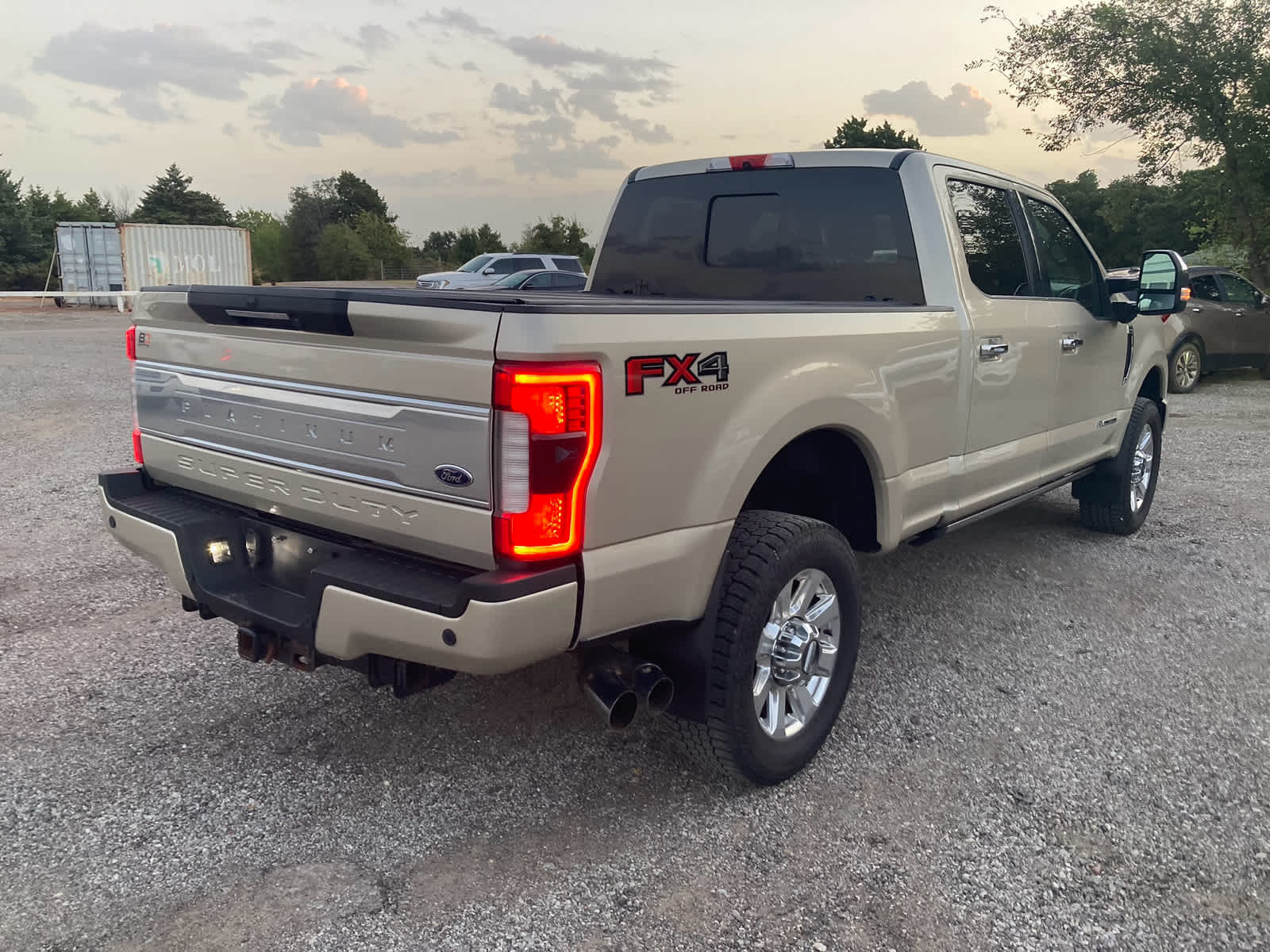 2017 Ford Super Duty F-350 SRW Platinum