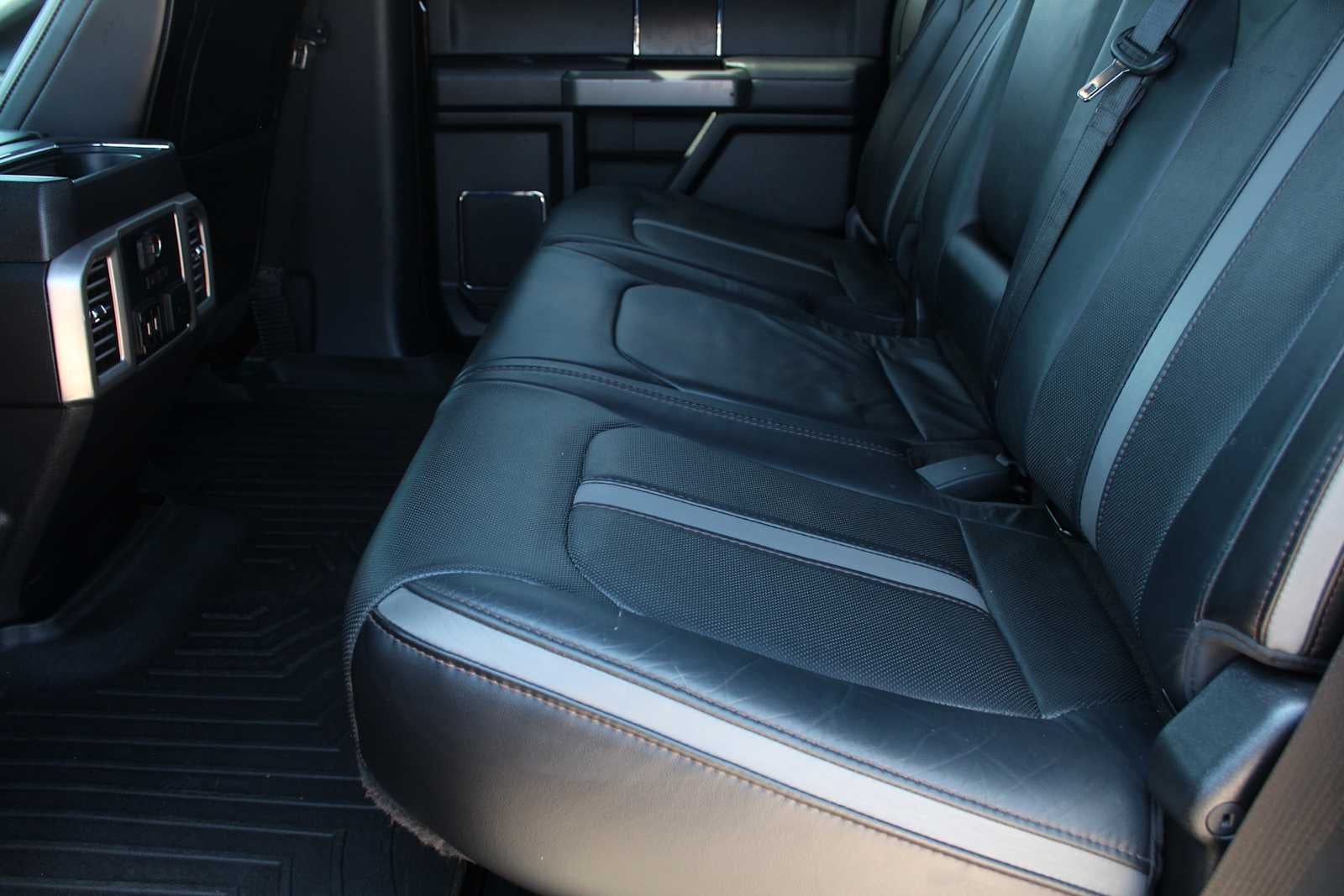 2018 Ford Super Duty F-350 DRW XL