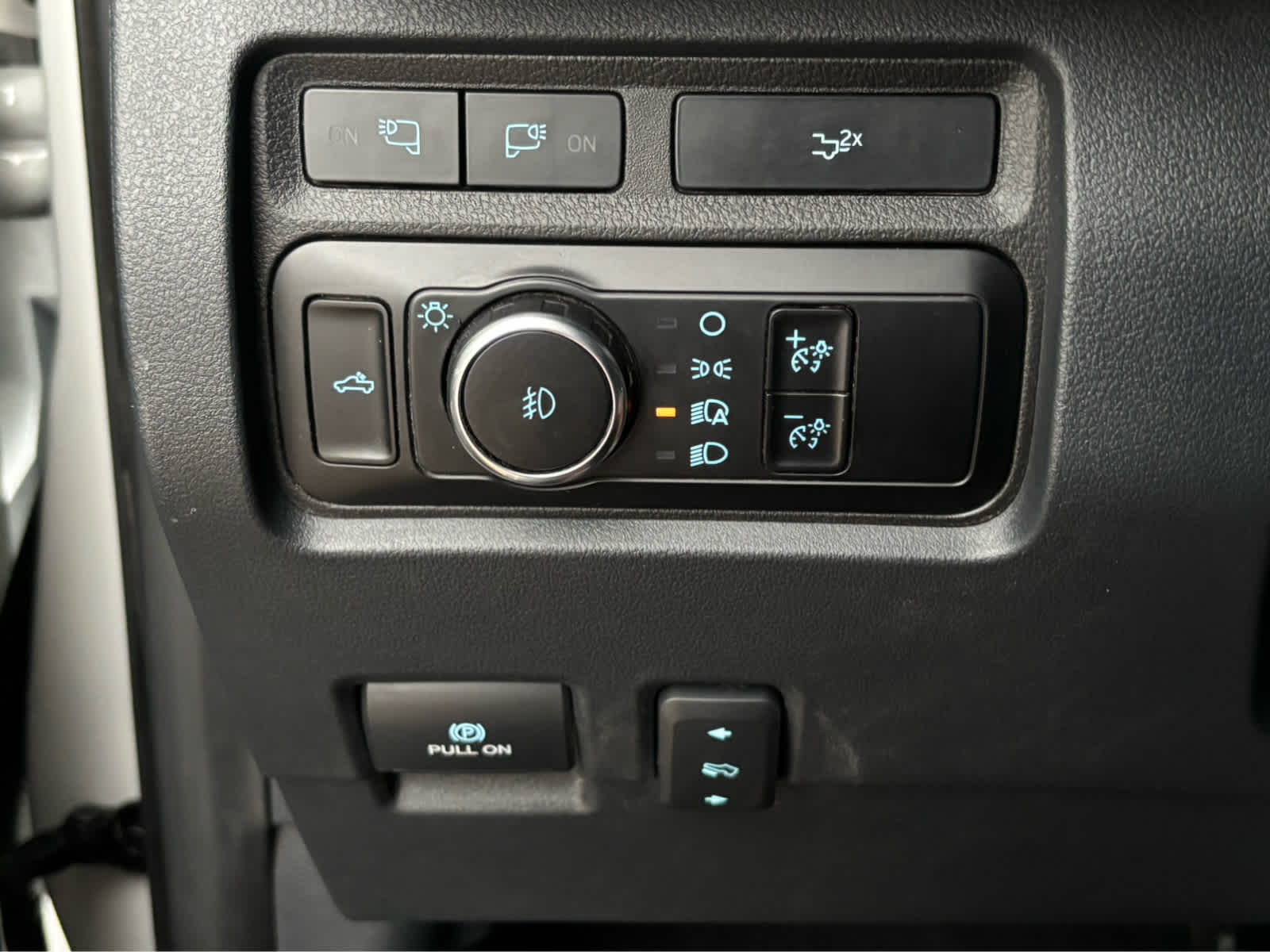 2023 Ford Super Duty F-350 DRW XL