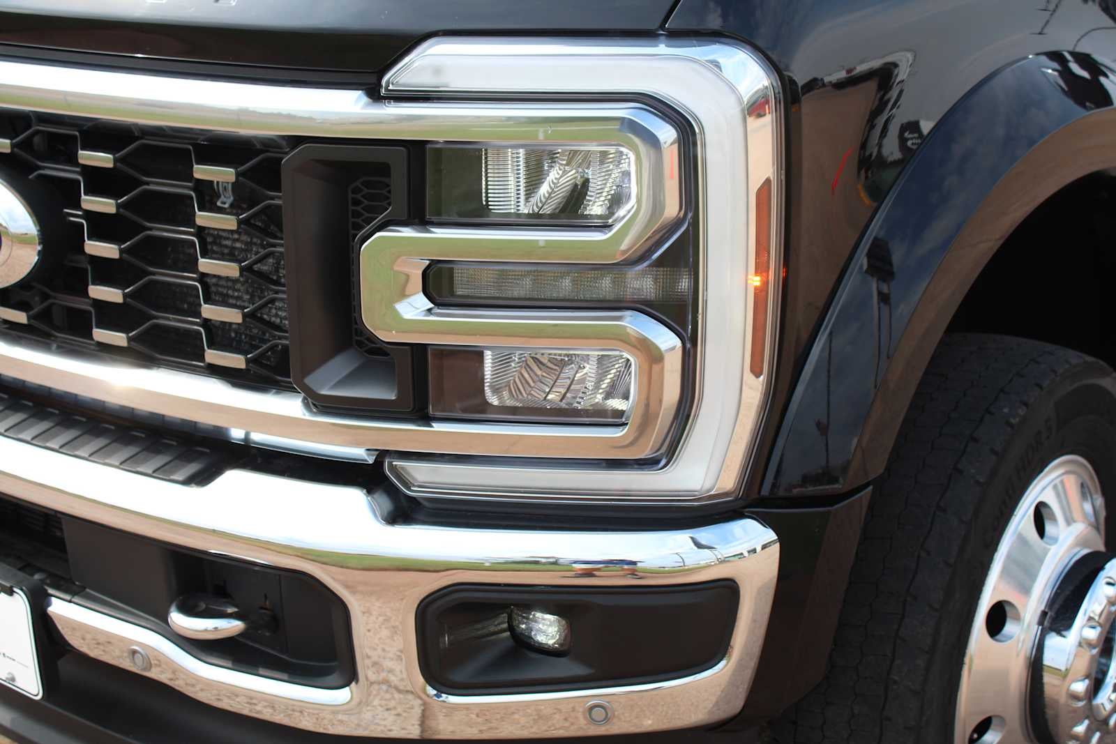 2024 Ford Super Duty F-450 DRW XL