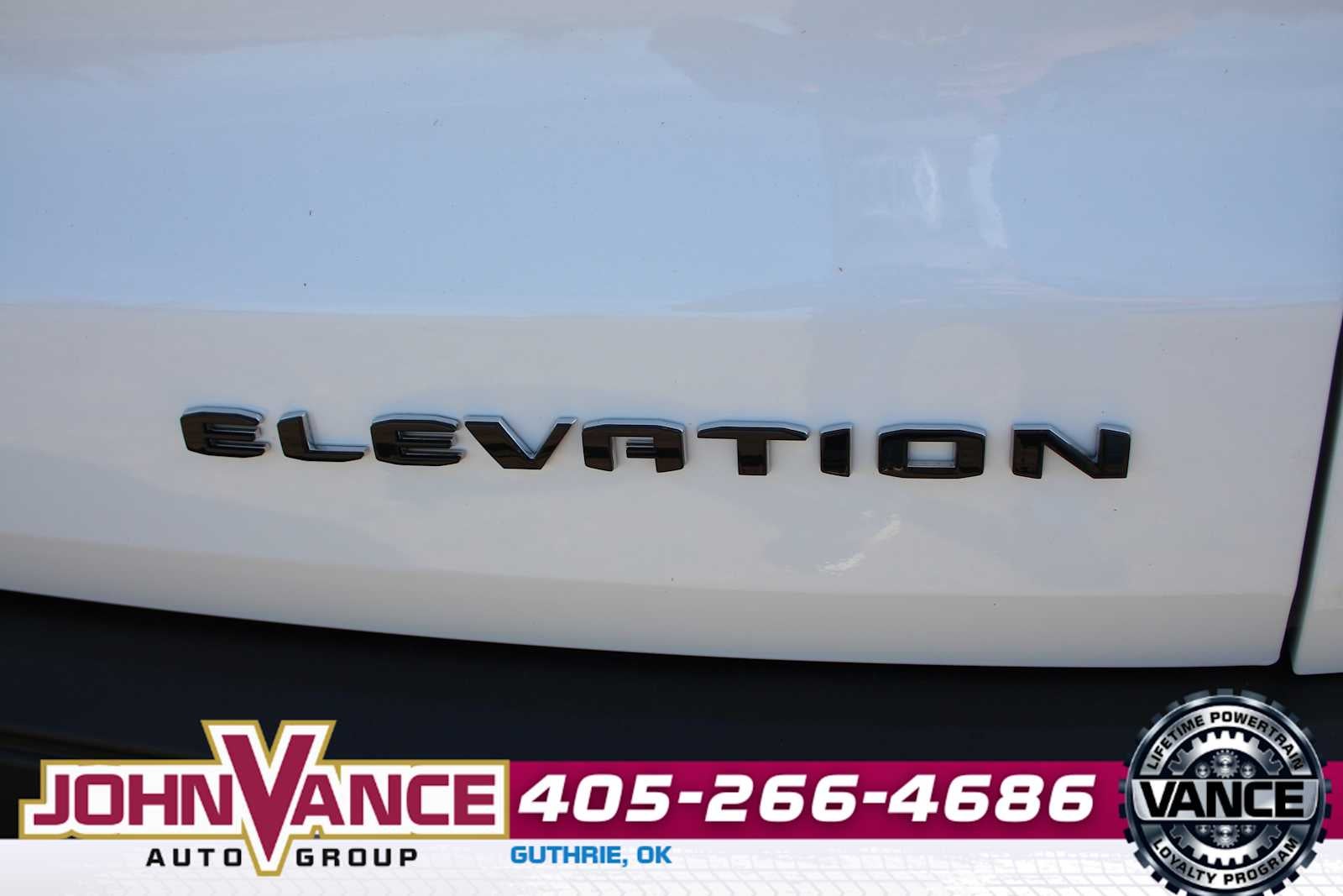 2025 GMC Acadia Elevation