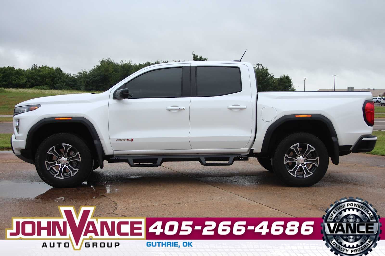 2025 GMC Canyon AT4