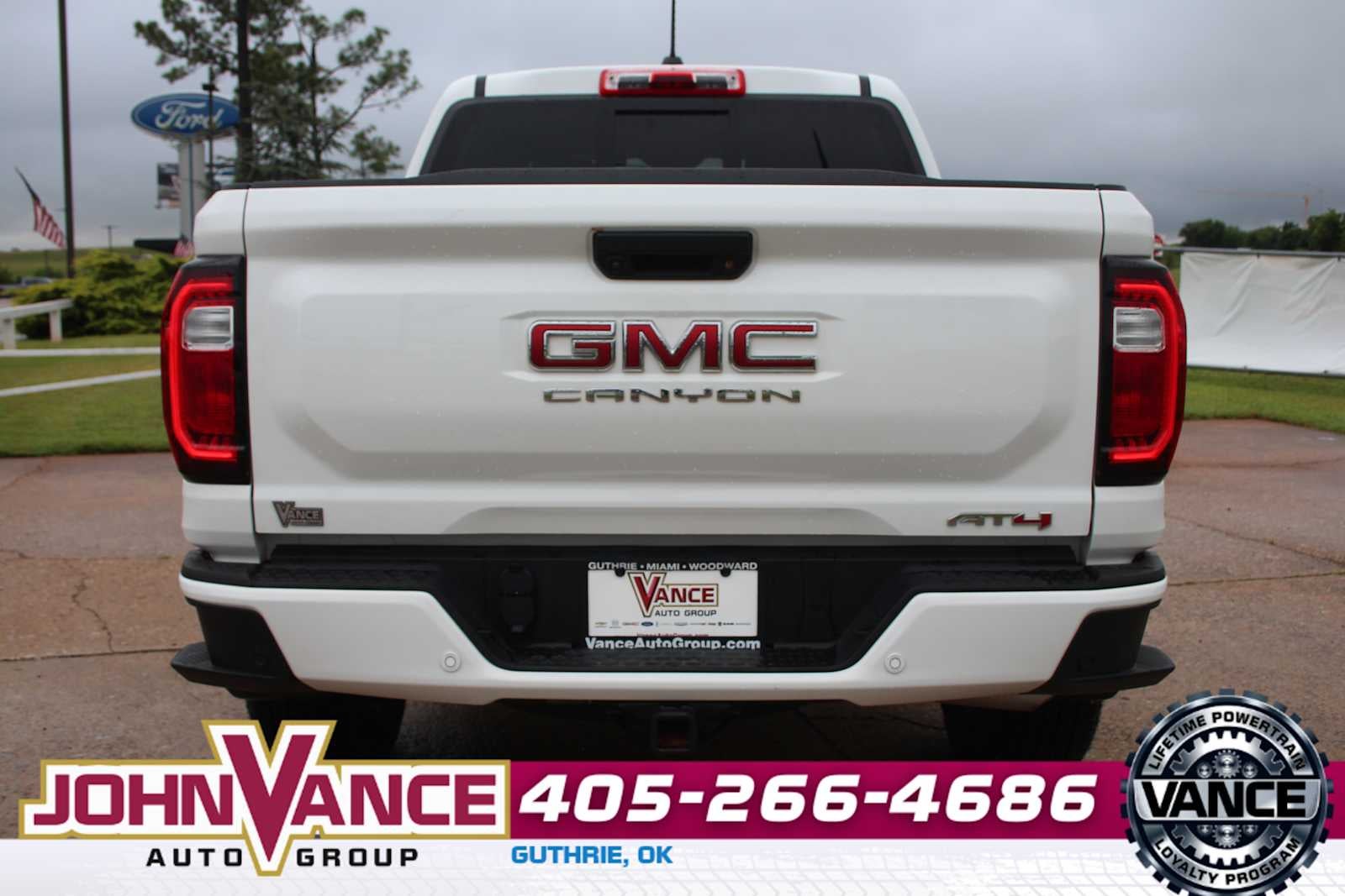 2025 GMC Canyon AT4
