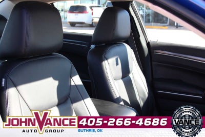 2021 Chrysler 300 Touring L