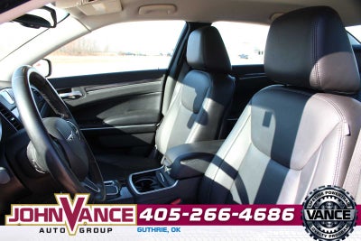 2021 Chrysler 300 Touring L