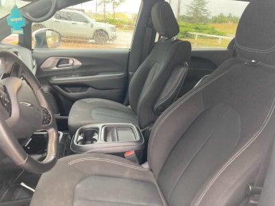 2023 Chrysler Pacifica Touring