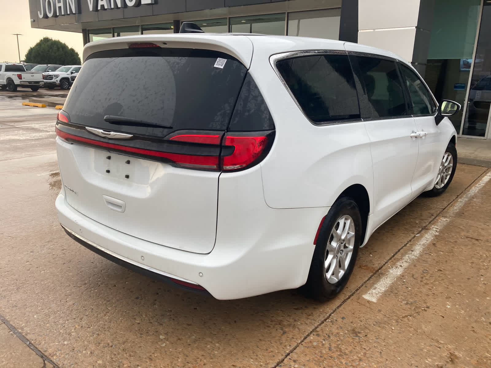 2023 Chrysler Pacifica Touring