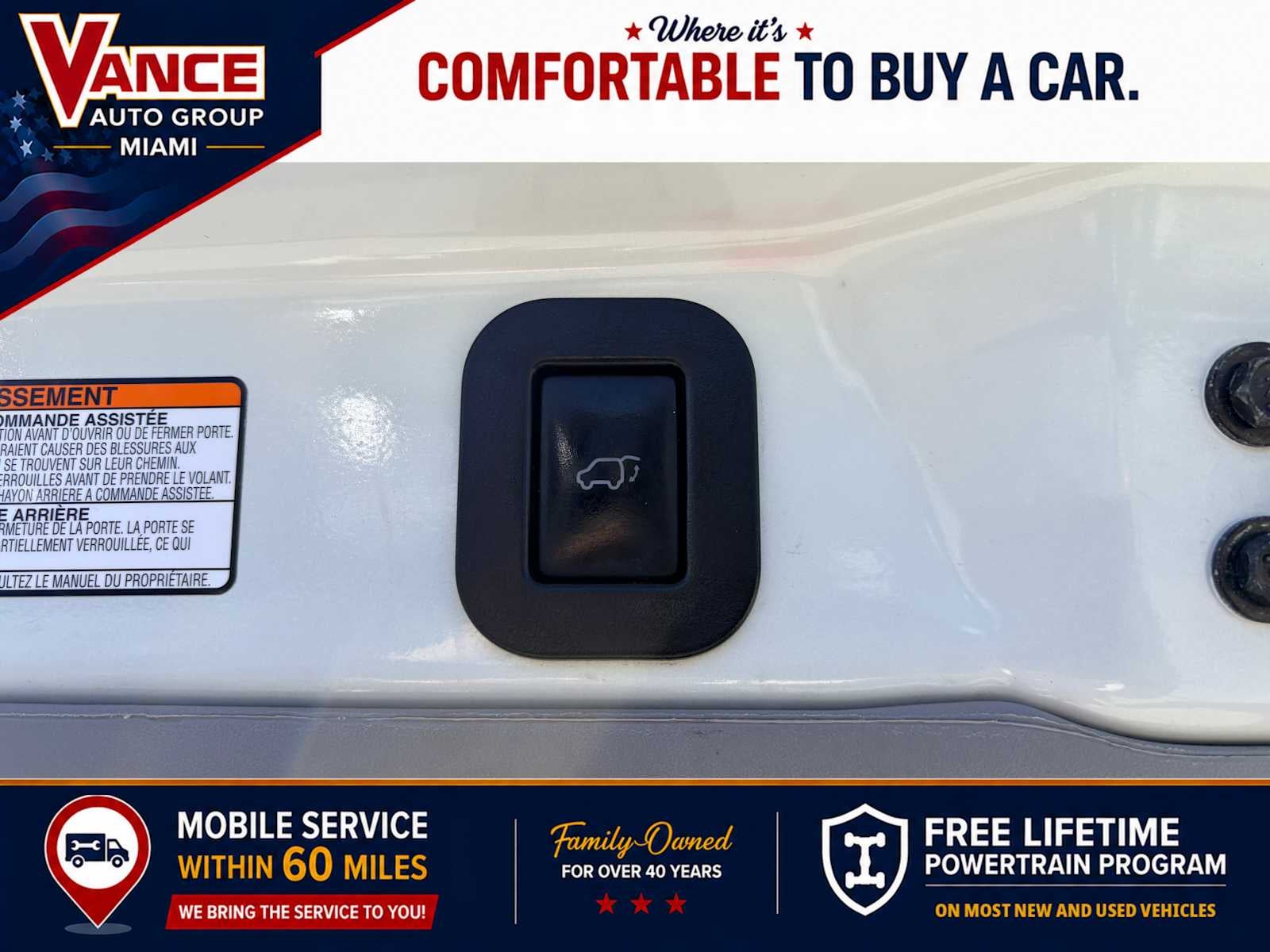 2017 Toyota Sienna XLE Auto Access Seat