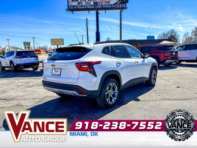 2025 Chevrolet Trax LT